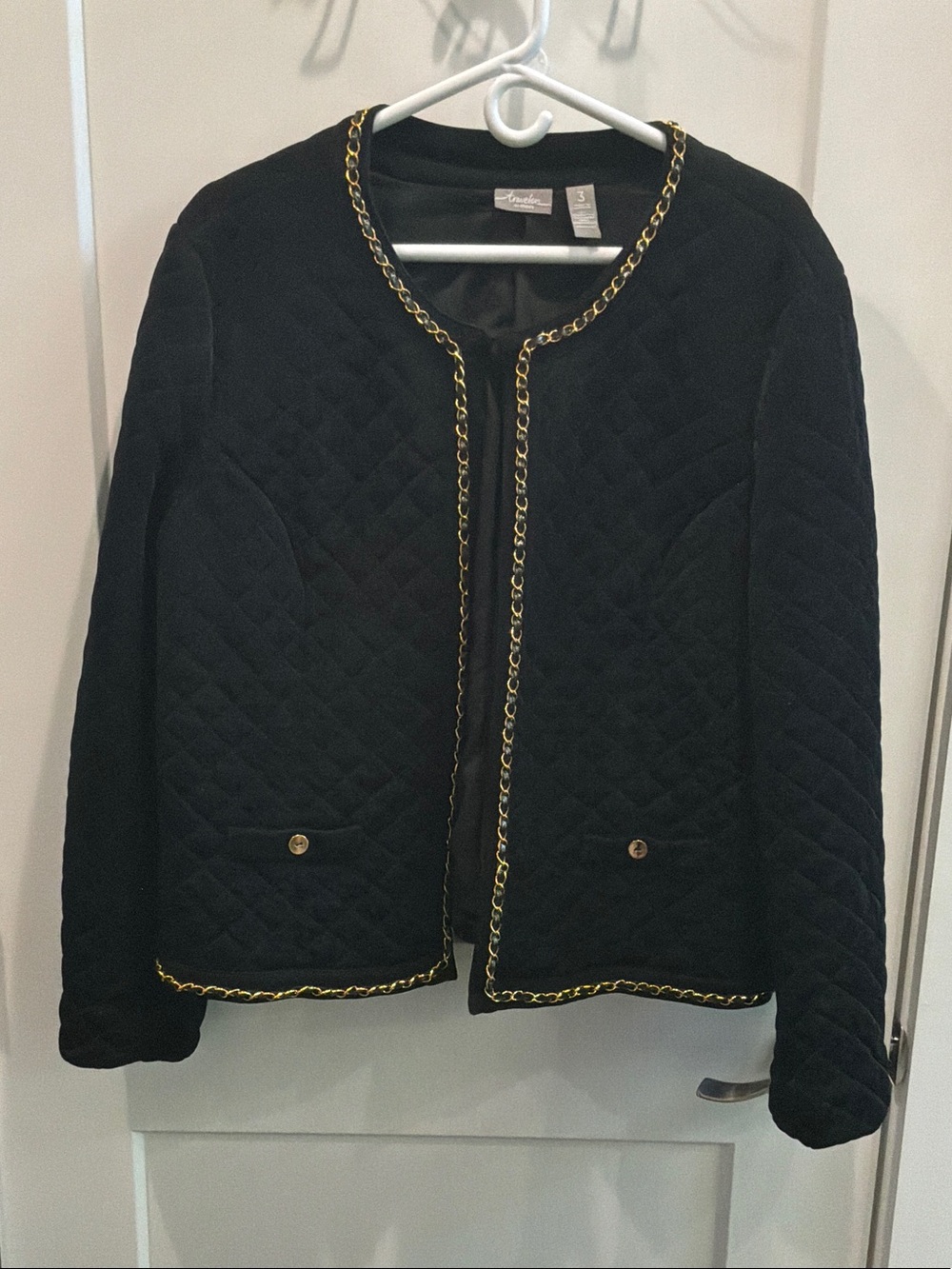 Chico's Travelers Size 3 Black Quilted Jacket Gold Chain Trim Lined